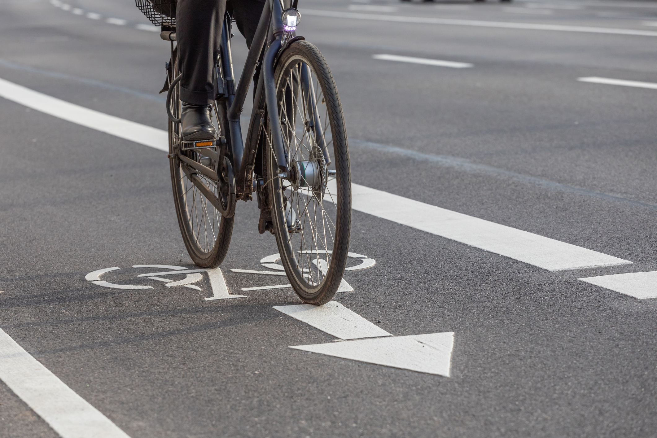 Sykkel På Vei Istock